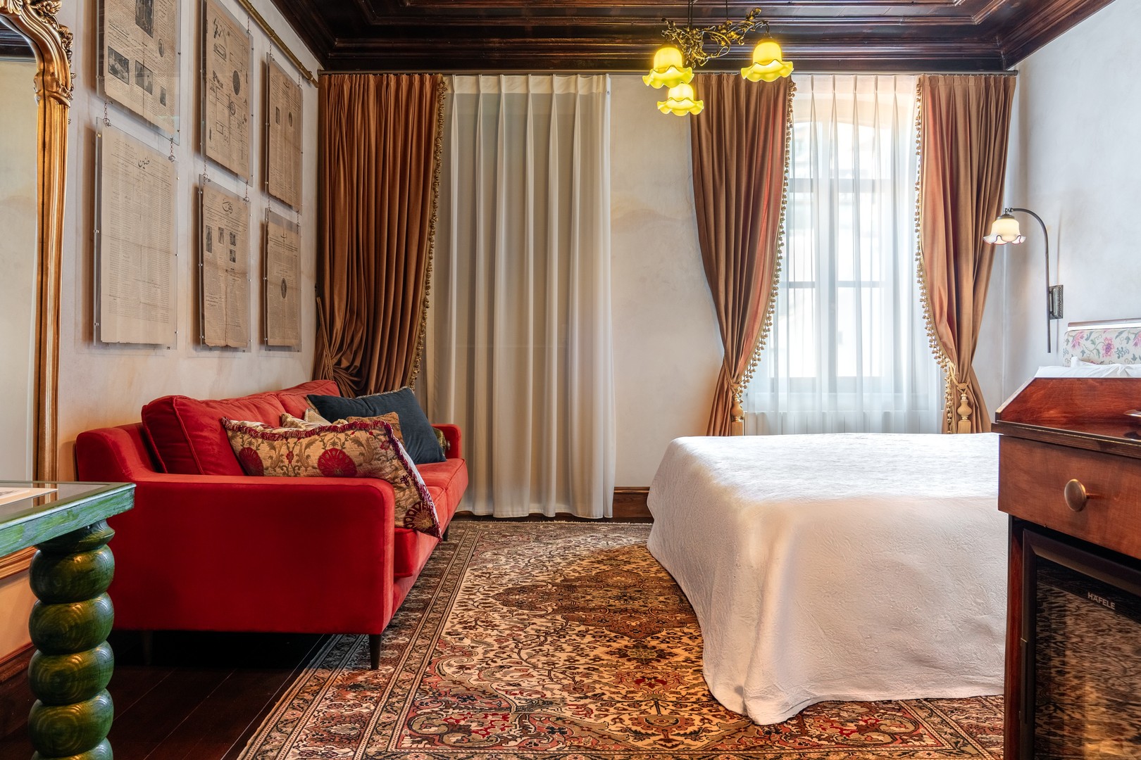 ROOM 3 BACK - Main Image